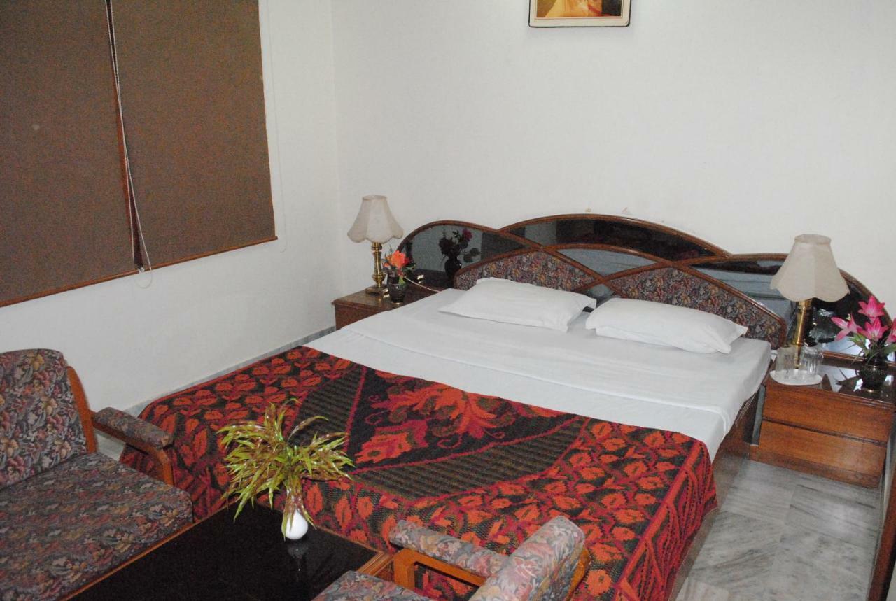 Geetco Hotel Jalor Kültér fotó