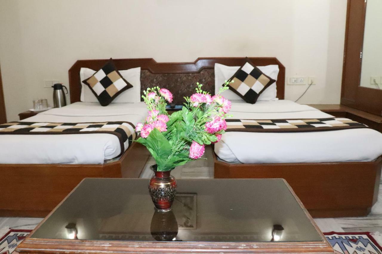 Geetco Hotel Jalor Kültér fotó