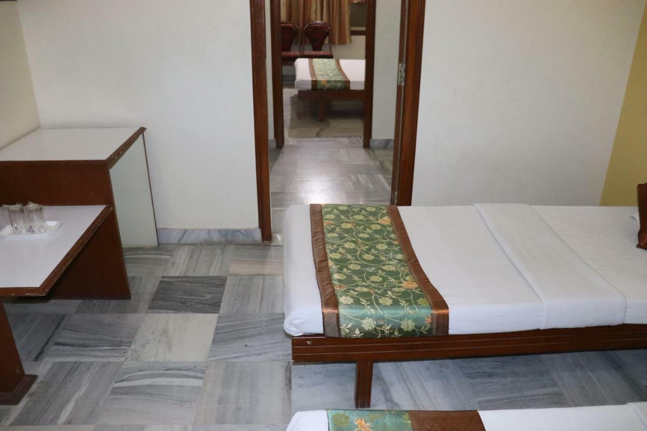 Geetco Hotel Jalor Kültér fotó