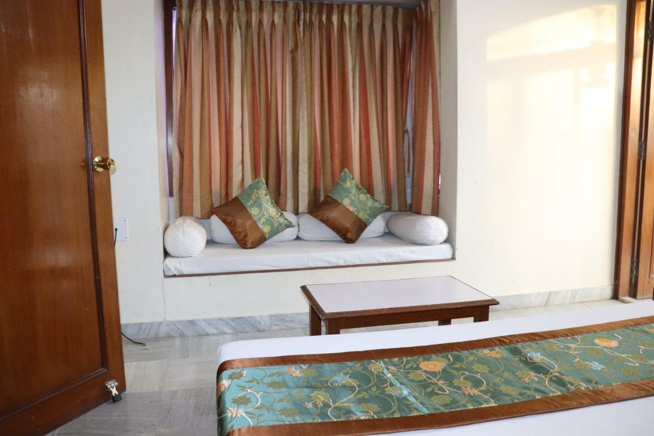 Geetco Hotel Jalor Kültér fotó